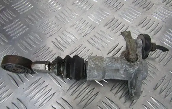 Audi A4 S4 B5 8D Clutch master cylinder 8d1721401