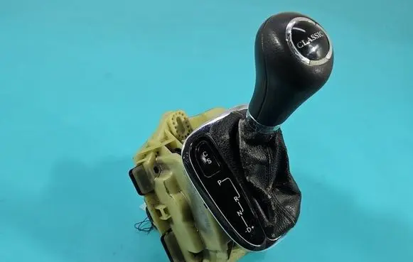 Mercedes-Benz C W203 Gear shift cable linkage A2032675524 IMPRK1584608
