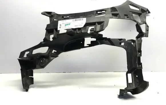 Mercedes-Benz E AMG W213 Front bumper mounting bracket A2138857104 H84793225 24100975