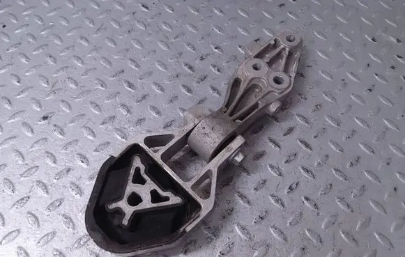Volvo XC40 Gearbox mount 8888763927 32222105