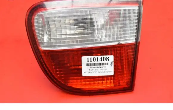 Seat Leon (1M) Rear/tail lights 1M6945092B