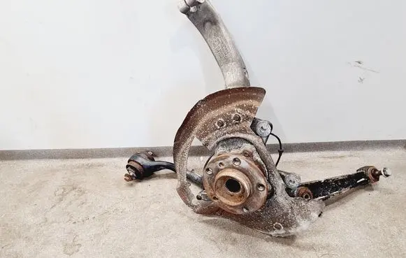 BMW X5 E70 Front wheel hub 6773783
