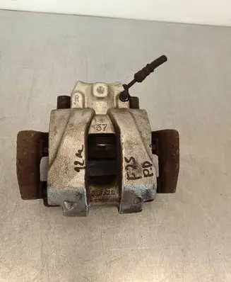 BMW X3 F25 Front brake caliper