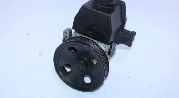 Mercedes-Benz CLK A208 C208 Power steering pump 0024662901 08K99 2107929
