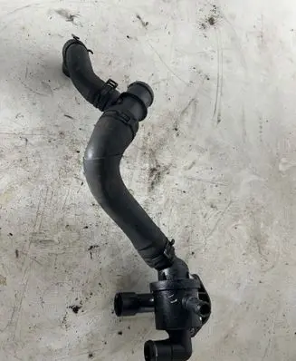 Skoda Superb B6 (3T) Thermostat/thermostat housing 03L121111ab