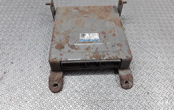 Mazda 323 Engine control unit/module Z50918881B