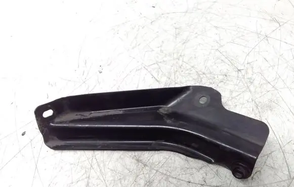 BMW 5 E60 E61 Other engine bay part 7117646