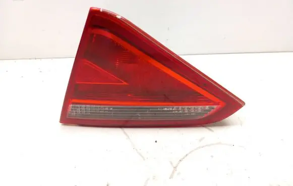 Audi Q5 SQ5 Tailgate rear/tail lights 8T0945094 44410 2411110