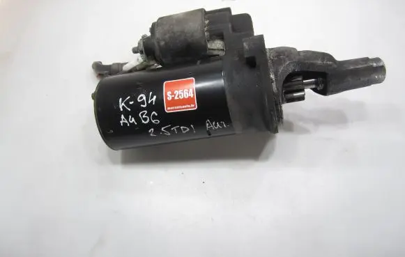 Audi A4 S4 B6 8E 8H Starter motor 059911023H