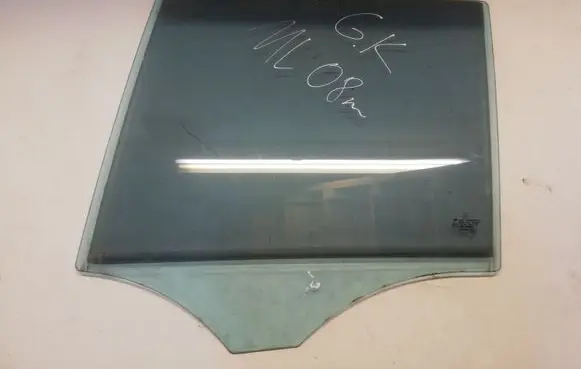 Mercedes-Benz ML W164 Rear door window glass 43R000004