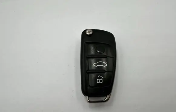 Audi A3 S3 8P Ignition key/card 4F0837220R
