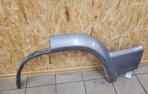 Mitsubishi Pajero Rear arch trim MB679795