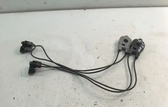 Ford Focus C-MAX Air flap cable 2M5111503AA