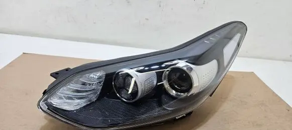KIA Sportage Headlight/headlamp 92101F1010