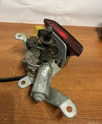 Mercedes-Benz E W210 Third/center stoplight A2108207342 D732