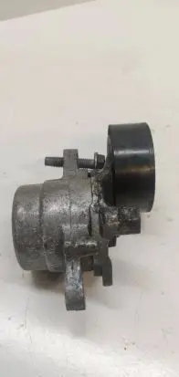 Citroen C5 Aircross Generator/alternator belt tensioner 9826265880