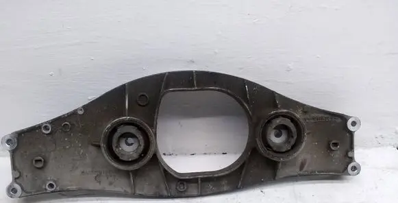 Mercedes-Benz S W221 Rear differential/diff mount bracket A2213521406