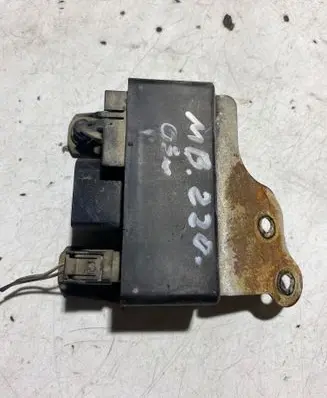 Mercedes-Benz C W203 Glow plug pre-heat relay