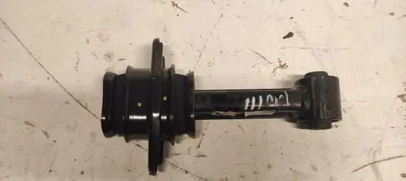 Hyundai i10 Gearbox mounting bracket
