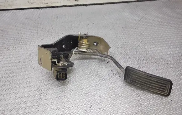 Toyota Corolla Verso AR10 Accelerator throttle pedal