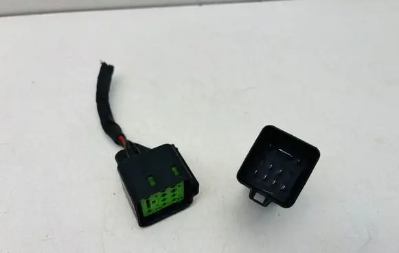 Audi A1 Glow plug pre-heat relay 038907281D 0281003038