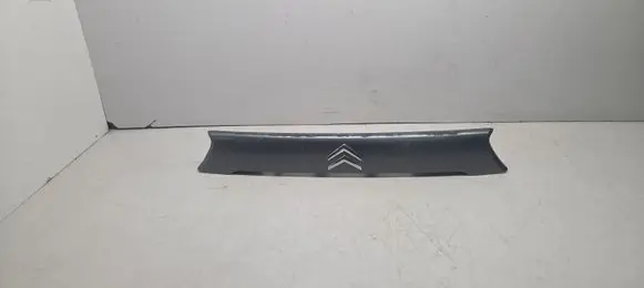 Citroen C-Crosser Trunk door license plate light bar 5817A064