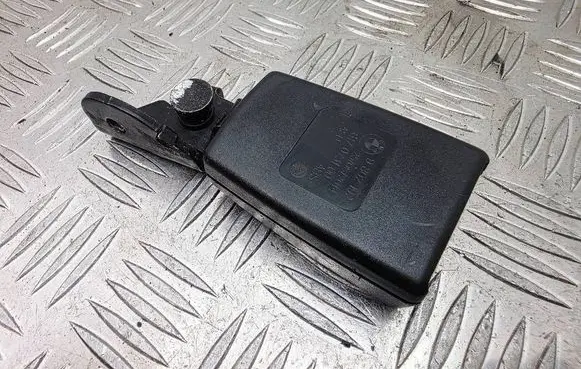 Mini Cooper Countryman R60 Rear seatbelt buckle 9802192 617073100