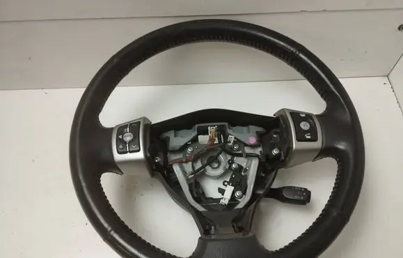 Toyota Urban Cruiser (XP110) Steering wheel