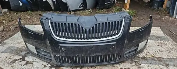 Skoda Fabia Mk2 (5J) Front bumper