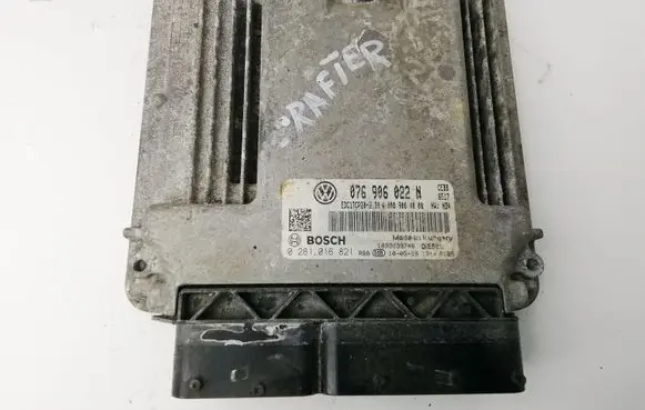 Volkswagen Crafter Engine control unit/module 076906022N 1039S39746 0281016821