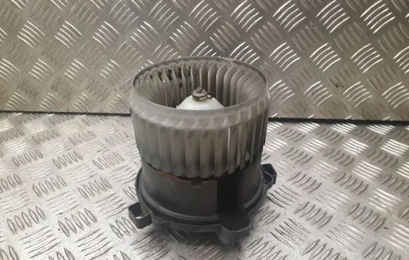 Mitsubishi Colt Heater fan/blower MF0160700701