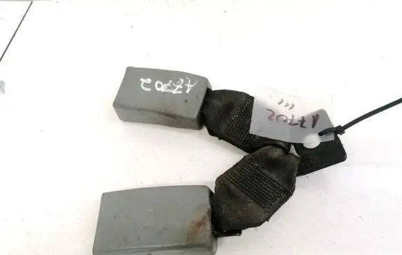 Chrysler Sebring (JS) Rear seatbelt buckle