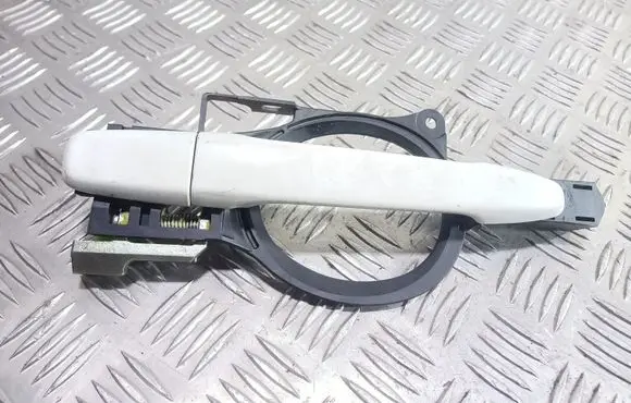 Mitsubishi Lancer VIII Front door exterior handle