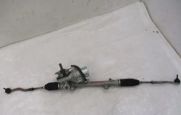 Peugeot 208 Steering rack 6820000190