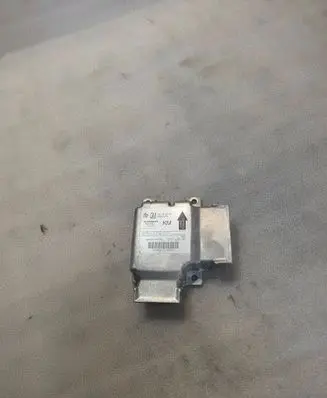 Opel Vectra C Airbag control unit/module 13186948 KMS0171476A 330518650