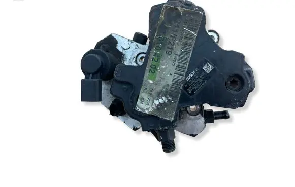 Mercedes-Benz ML W164 Fuel injection high pressure pump 6420700201