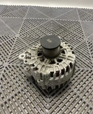 Skoda Superb B8 (3V) Generator/alternator 03L903024L