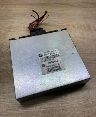 BMW 3 E90 E91 Voltage converter inverter 9253208 8ES009479