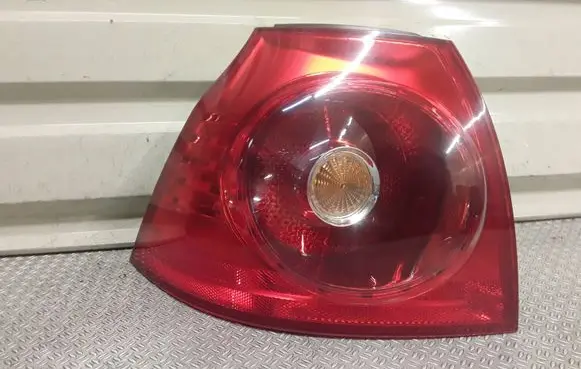 Volkswagen Golf V Rear/tail lights 1K6945095E