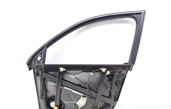 Volkswagen Touareg I Front door window/glass frame 7L6837729K 3D2959792E