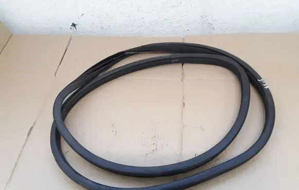 Honda Accord Rear door rubber seal (on body) NOCODE