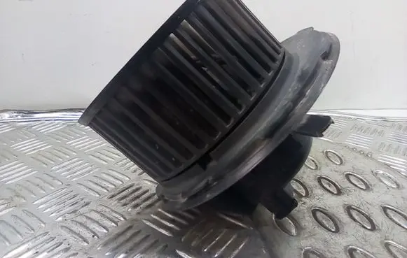 Volkswagen Caddy Heater fan/blower 1K1819015