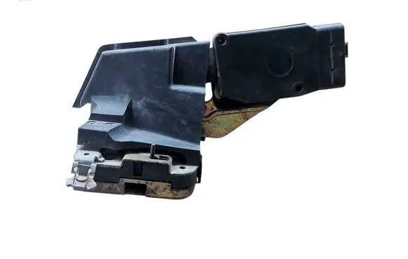 Volvo S40, V40 Rear door lock 30850811
