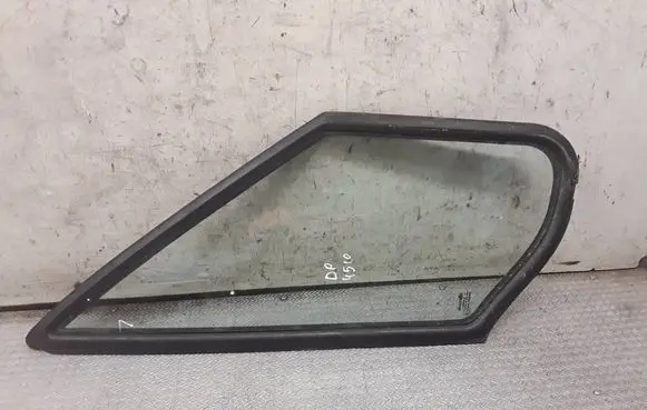 Fiat Ducato Front door vent window glass four-door 