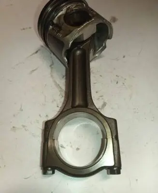 Renault Trafic II (X83) Piston with connecting rod m9r