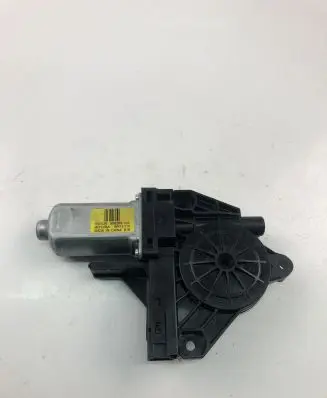Volvo XC60 Front door window regulator motor 966268103