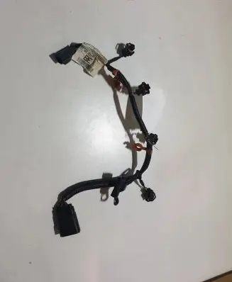 Ford Fusion II Fuel injector wires AG9T9H589 A12937063