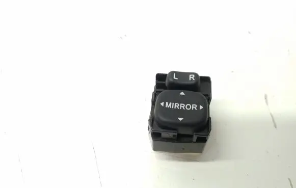 Toyota Prius+ (ZVW40) Wing mirror switch 183574