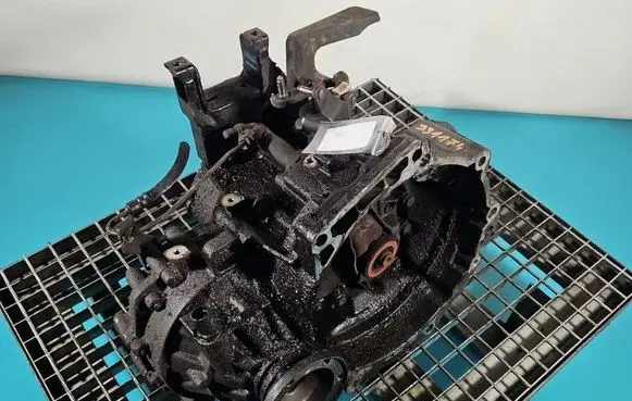 Volkswagen Polo IV 9N3 Manual 5 speed gearbox GGU IMPRK1543652
