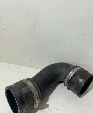 Volvo XC90 Intercooler hose/pipe 30696253
